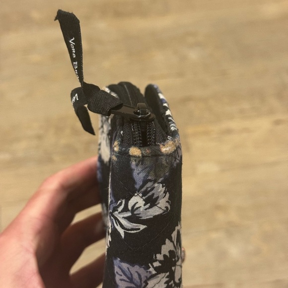 Vera Bradley Ultralight RDFI Turn Lock Wallet - Picture 3 of 7